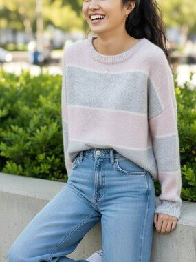 360 Cashmere Cashmere Sweater Pink Gray Cropped Round Neck (S)